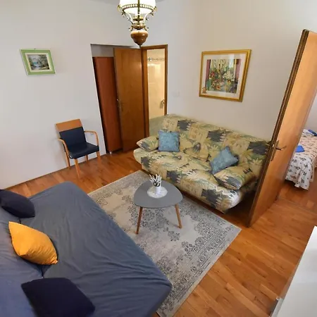 Nona Apartment Tar-Vabriga